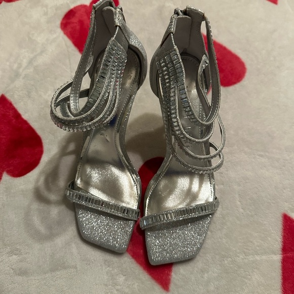 Gianni Bini Women's Shawn Sparkle Embellished Strappy Dress Sandals - Picture 4 of 10